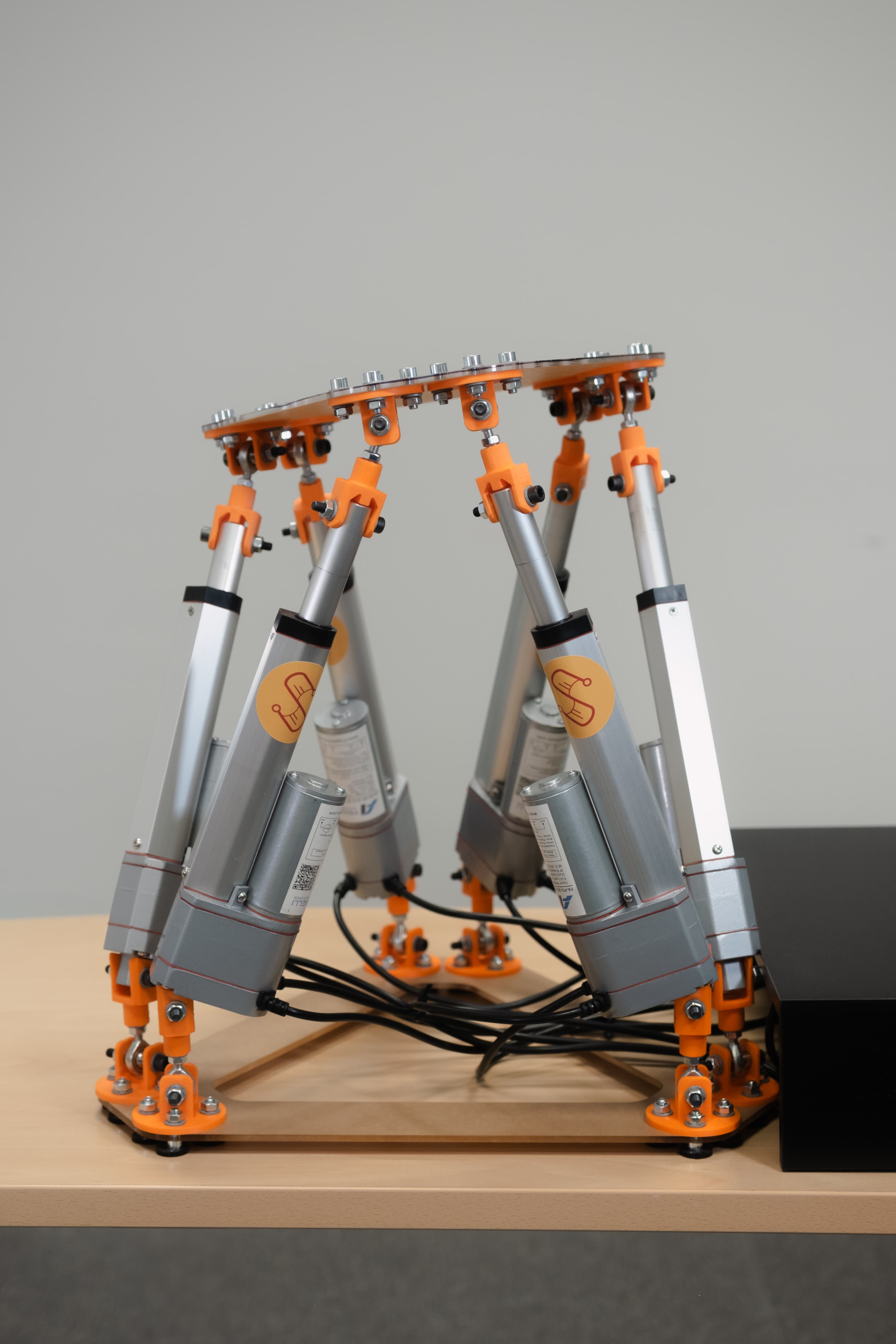 HexaKinectics Stewart platform